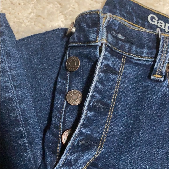 Raw hem, flare jeans - Picture 2 of 4